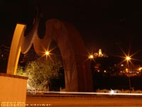 �}�J�I�̃��j�������g����M�A�v�ǂƓ���( Guia Fort and Lighthouse )��]�ށ@�B�e�ꏊ�F�}�J�I